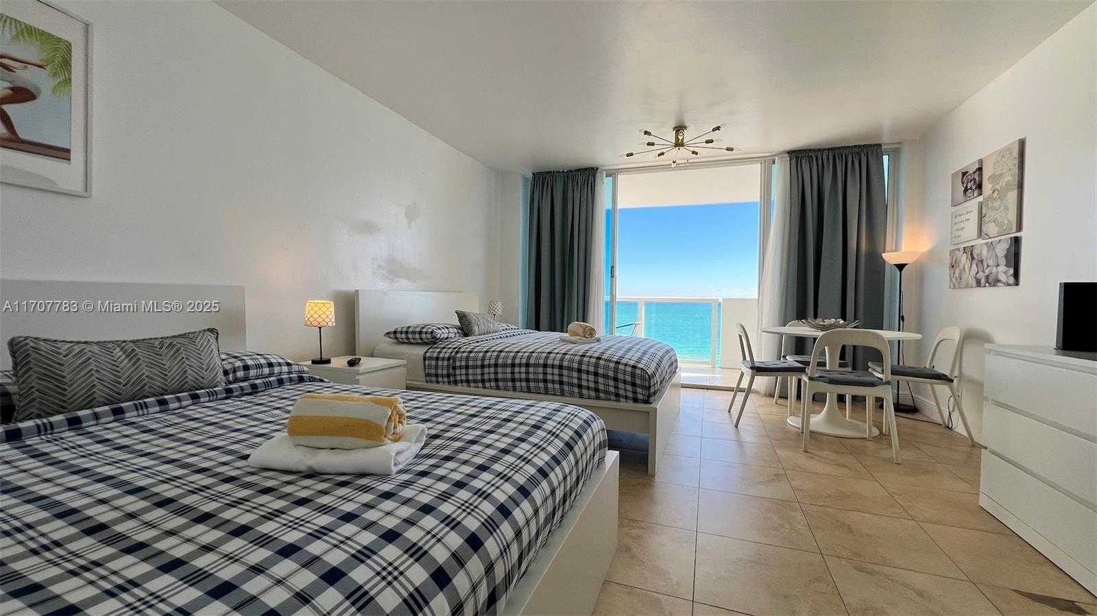 Small Image of 5445 COLLINS AVE #627, Miami Beach Number 2