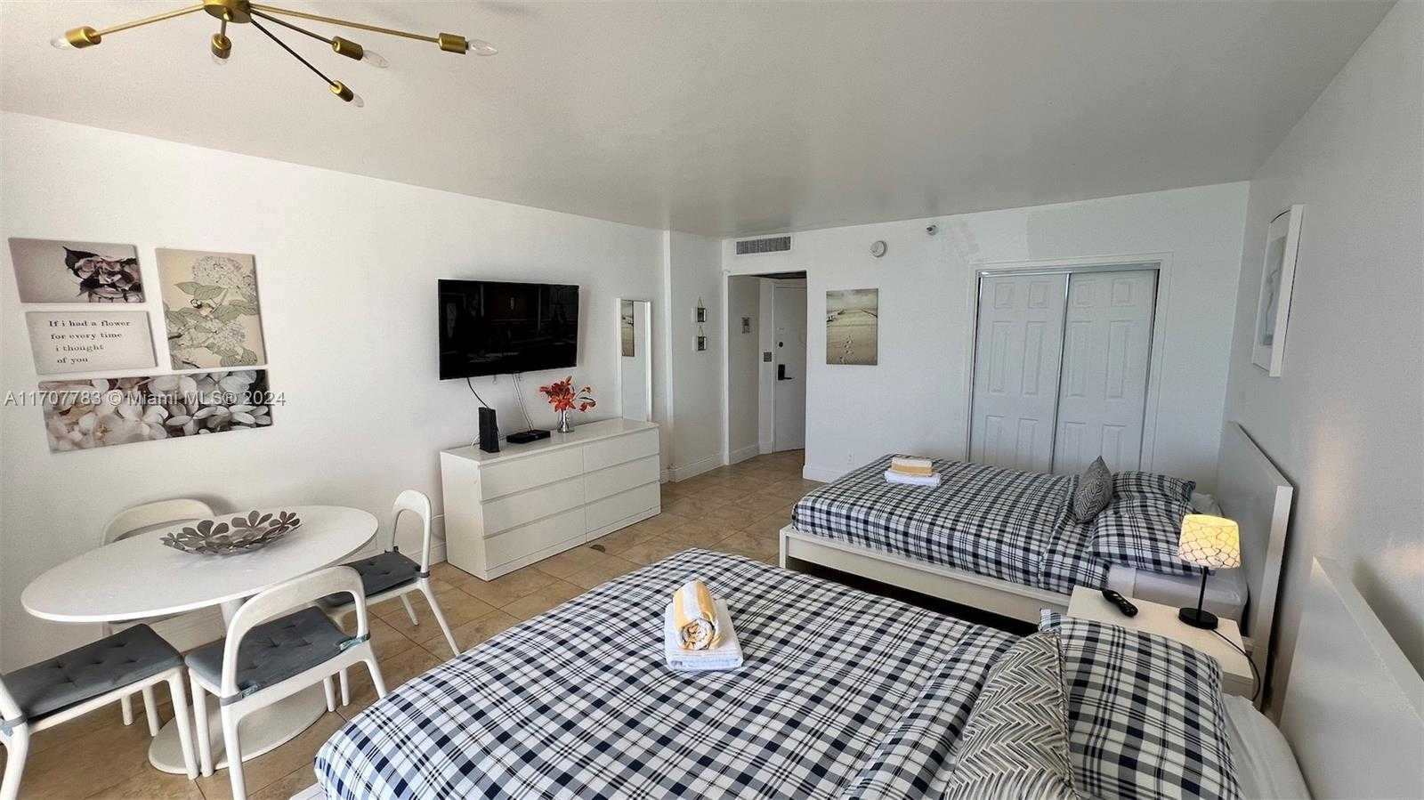 Small Image of 5445 COLLINS AVE #627, Miami Beach Number 6