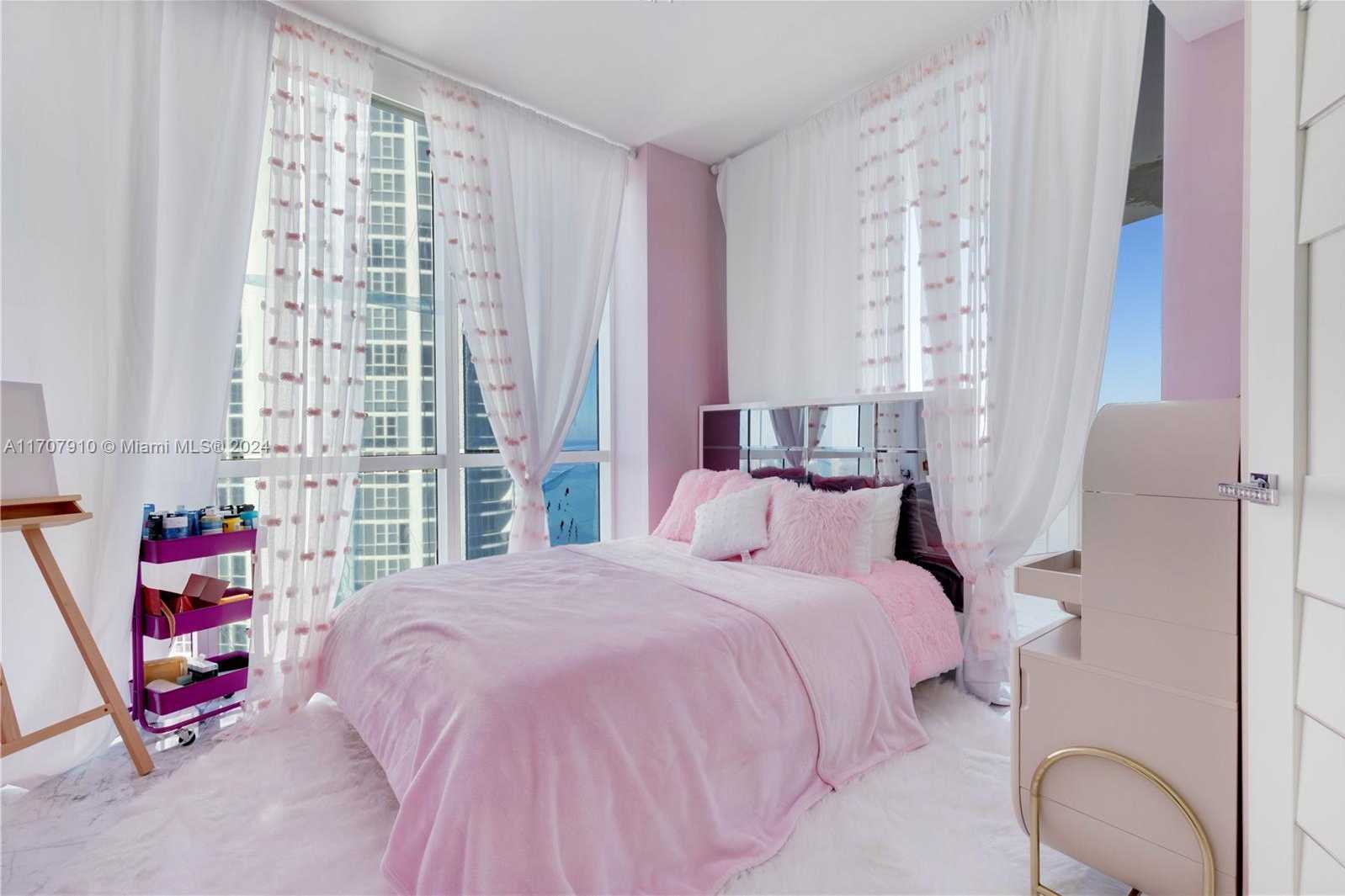 Small Image of 18101 COLLINS AVE #4609, Sunny Isles Beach Number 21