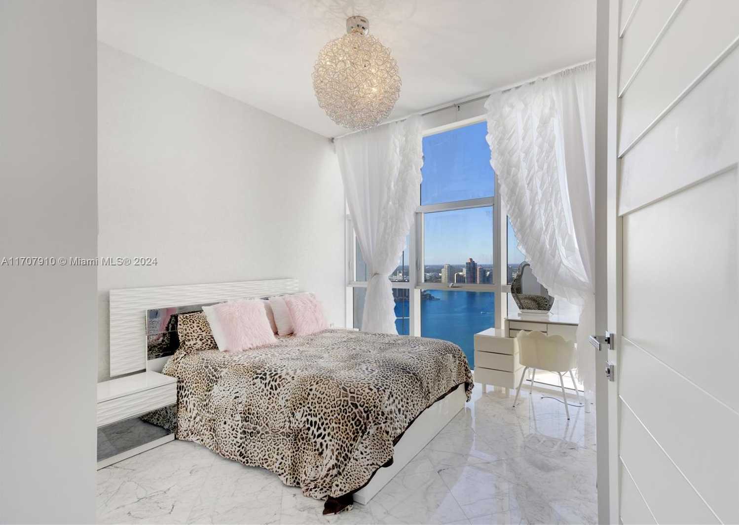 Small Image of 18101 COLLINS AVE #4609, Sunny Isles Beach Number 22