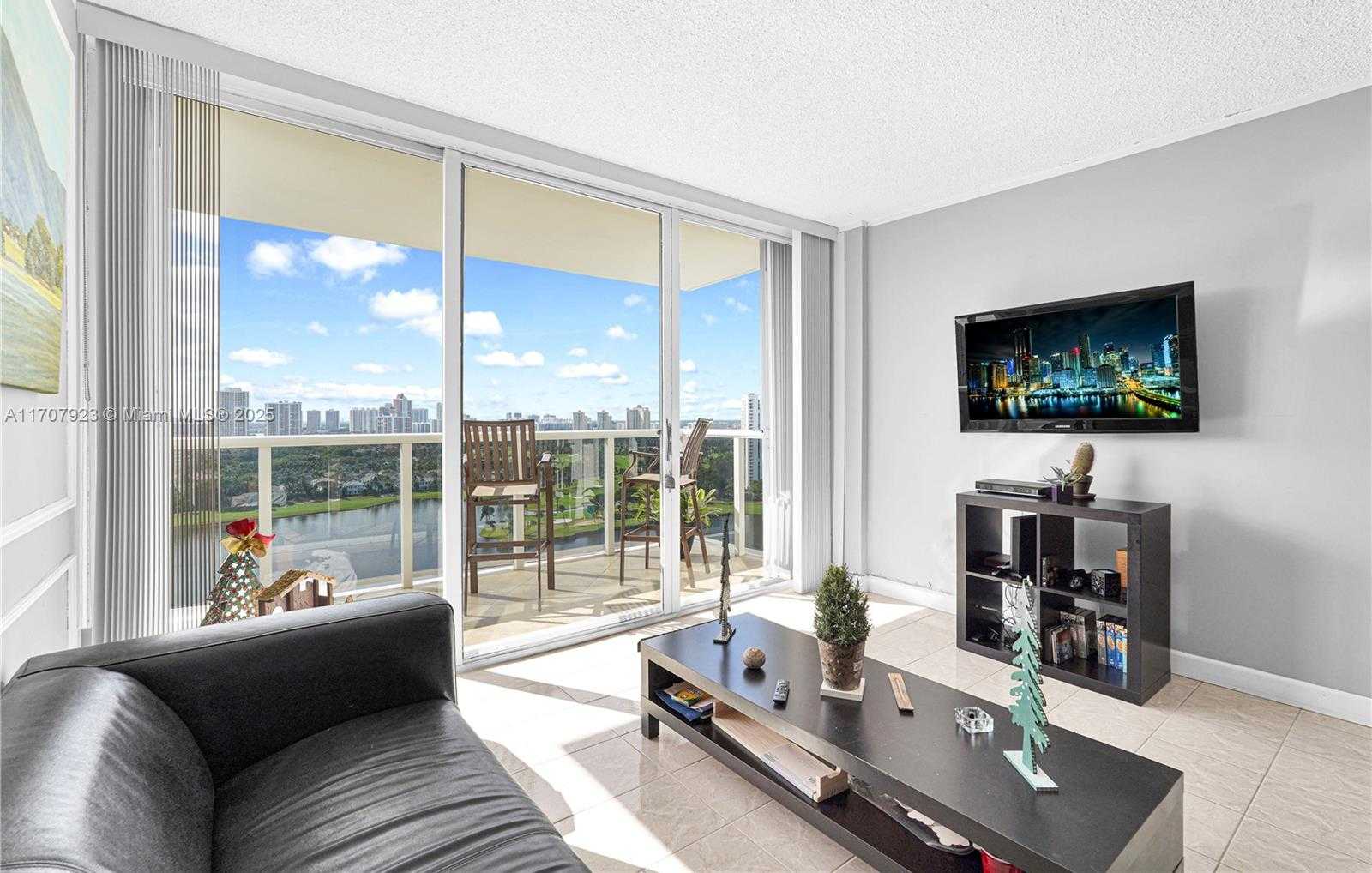 Small Image of 3675 NORTH COUNTRY CLUB DR #2204, Aventura Number 17