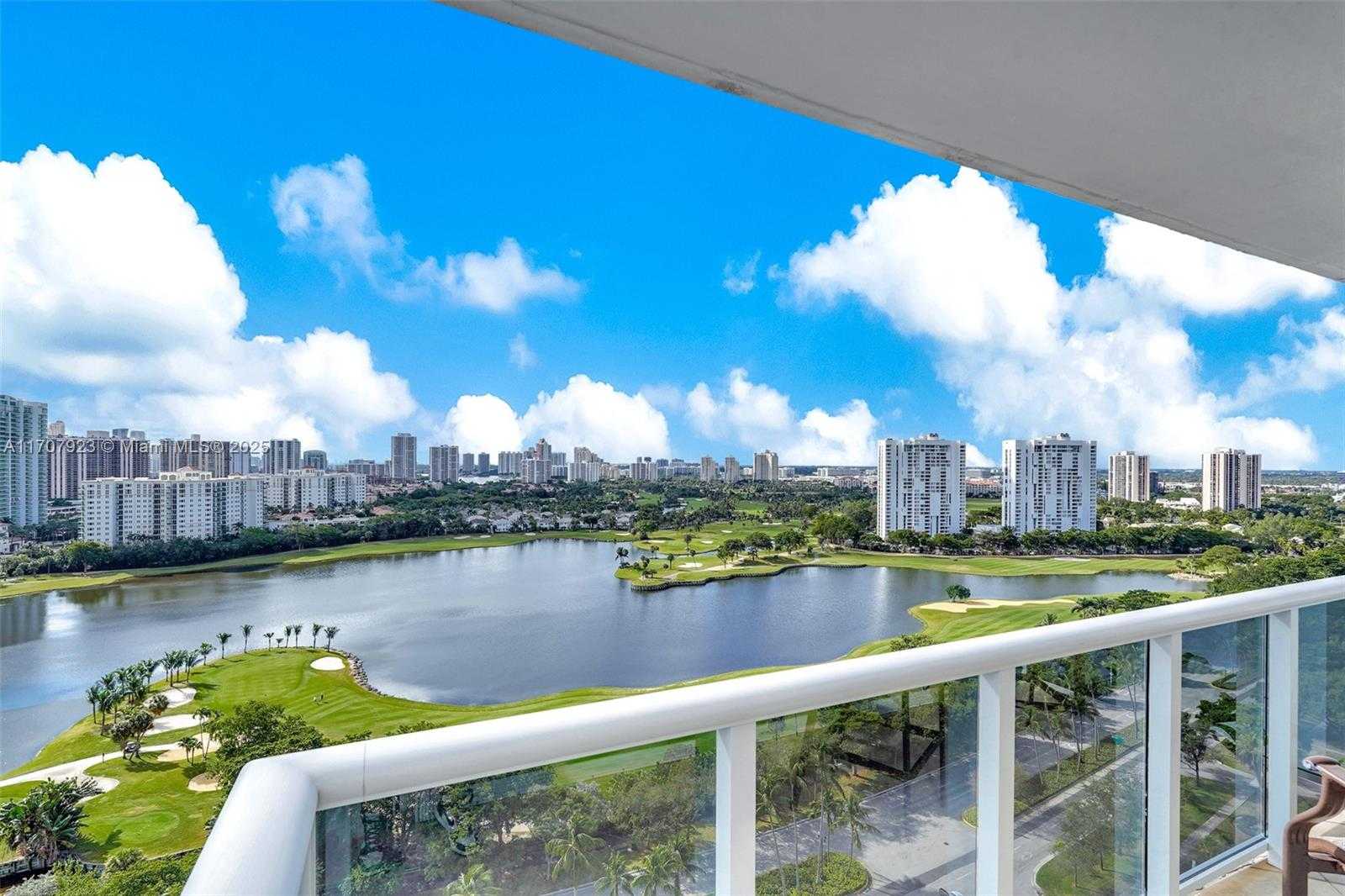 Small Image of 3675 NORTH COUNTRY CLUB DR #2204, Aventura Number 4