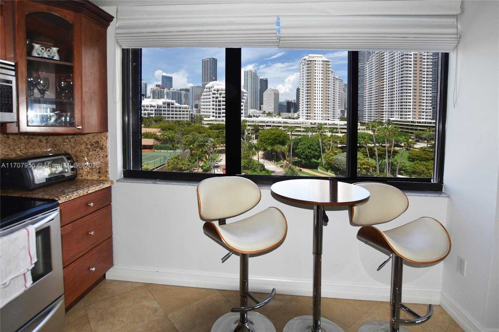 Small Image of 540 BRICKELL KEY DR #815, Miami Number 30