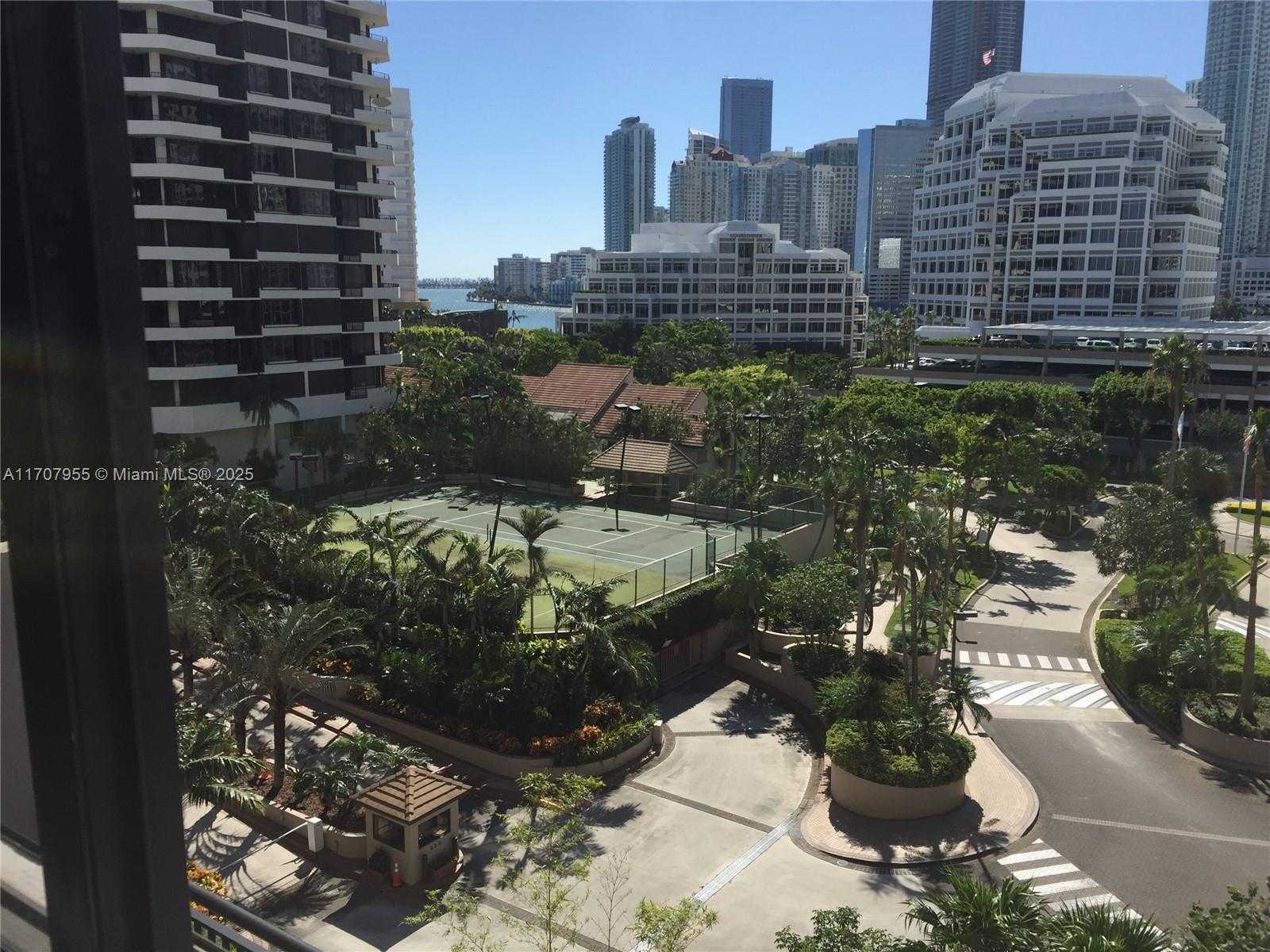 Small Image of 540 BRICKELL KEY DR #815, Miami Number 48
