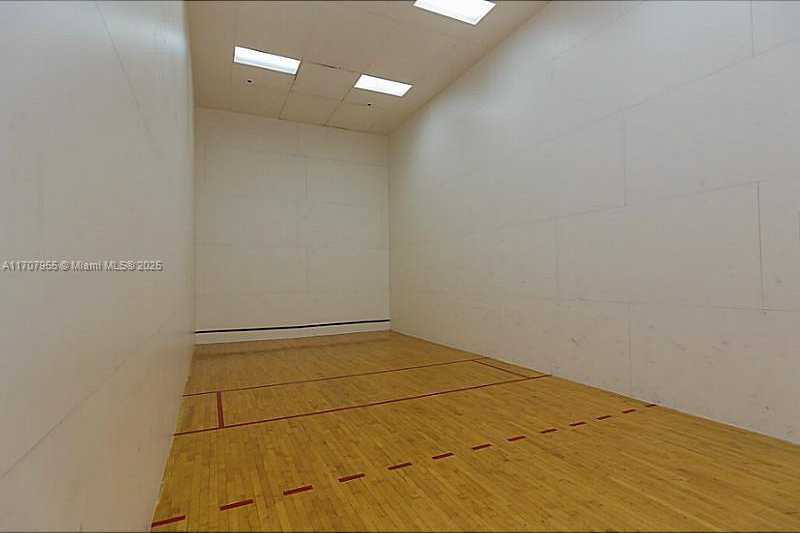 Small Image of 540 BRICKELL KEY DR #815, Miami Number 49