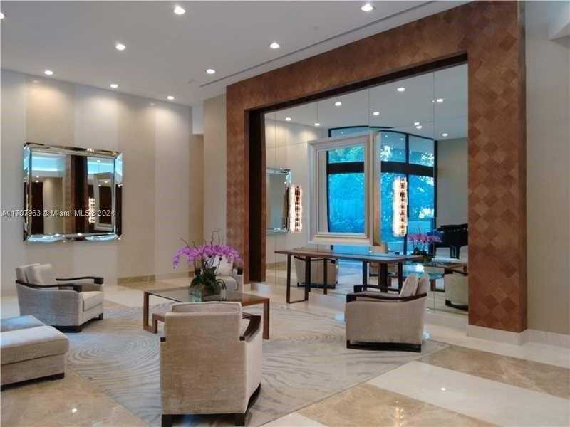 Small Image of 19667 TURNBERRY WAY #15A, Aventura Number 14