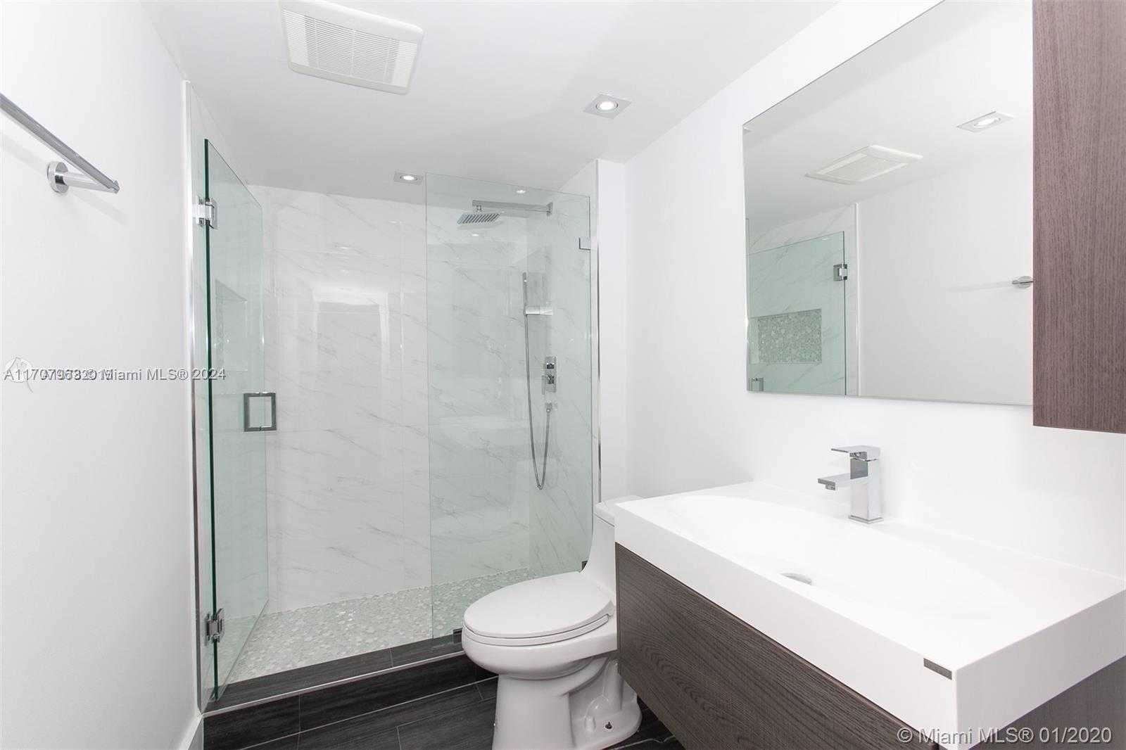 Small Image of 19667 TURNBERRY WAY #15A, Aventura Number 21