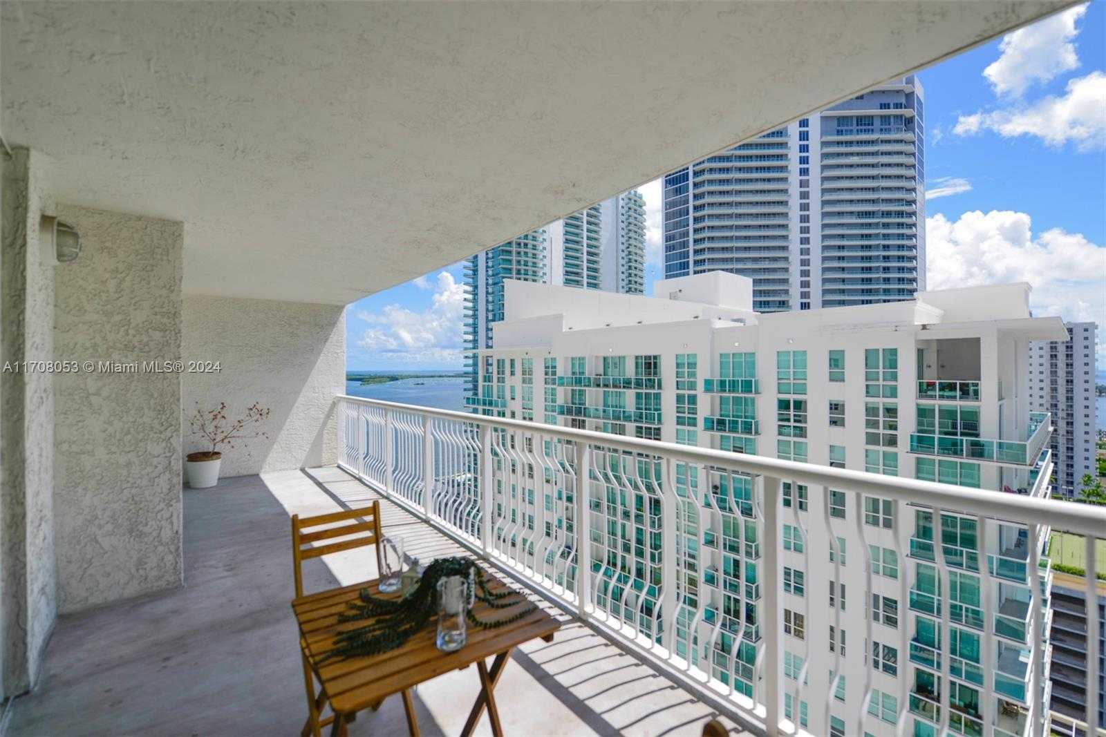 Small Image of 1200 BRICKELL BAY DR #2617, Miami Number 17