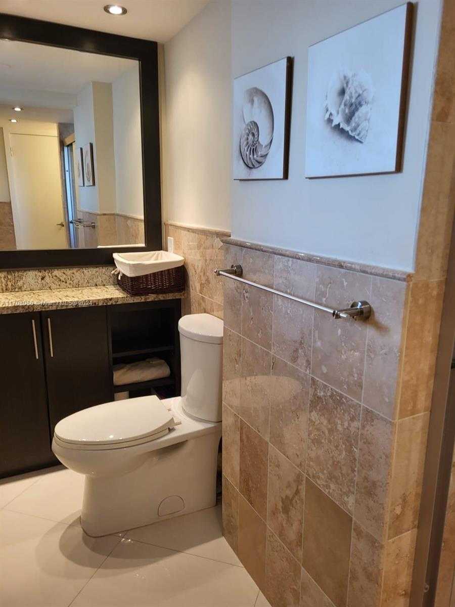Small Image of 1340 LINCOLN RD #804, Miami Beach Number 11