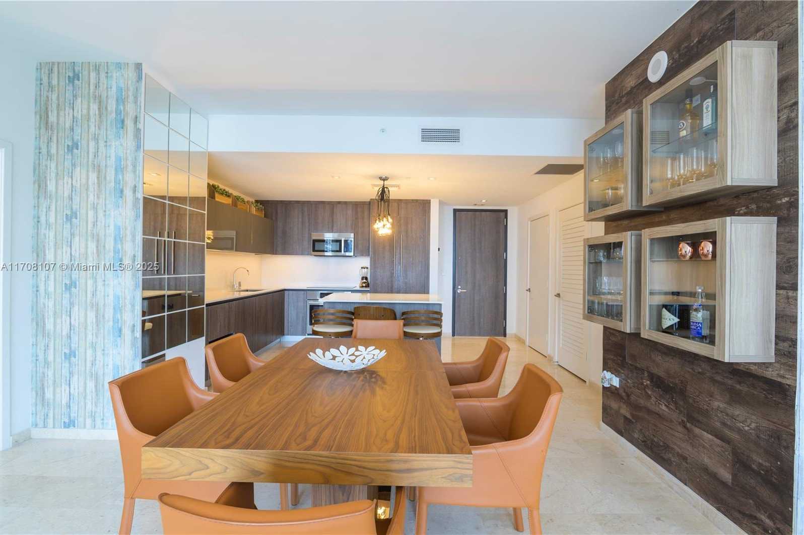 Small Image of 88 SOUTH WEST 7TH ST #3405, Miami Number 4