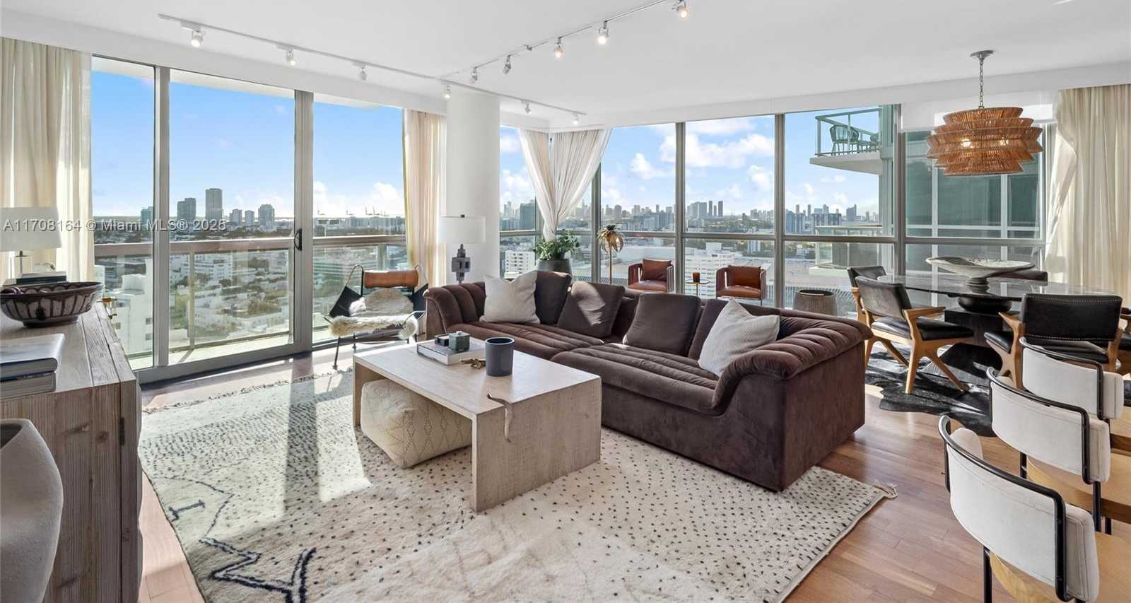 Small Image of 101 20TH ST #2706, Miami Beach Number 12