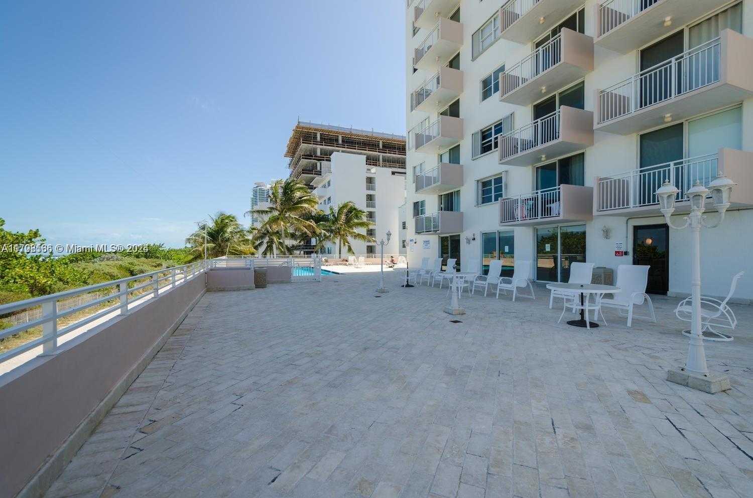 Small Image of 345 OCEAN DRIVE #414, Miami Beach Number 11