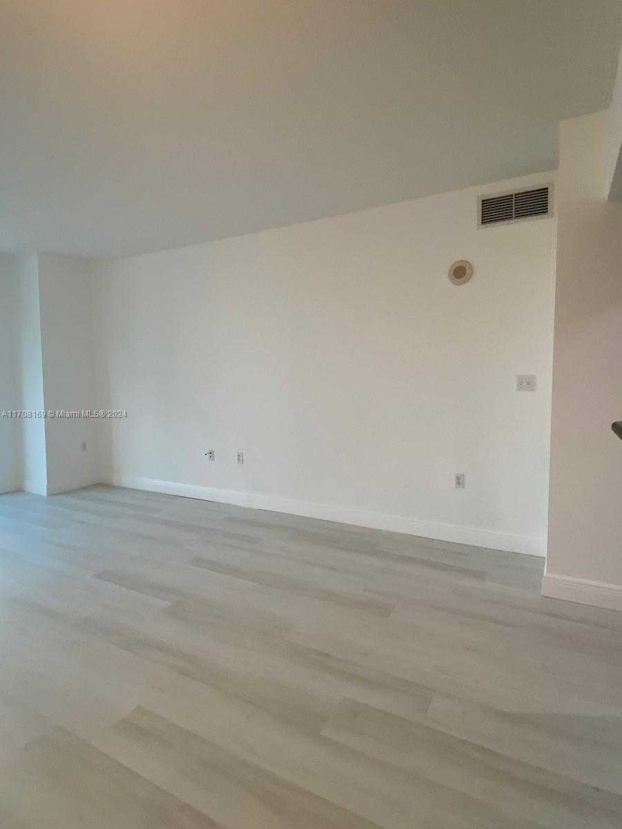 Small Image of 140 SOUTH DIXIE HWY #820, Hollywood Number 12