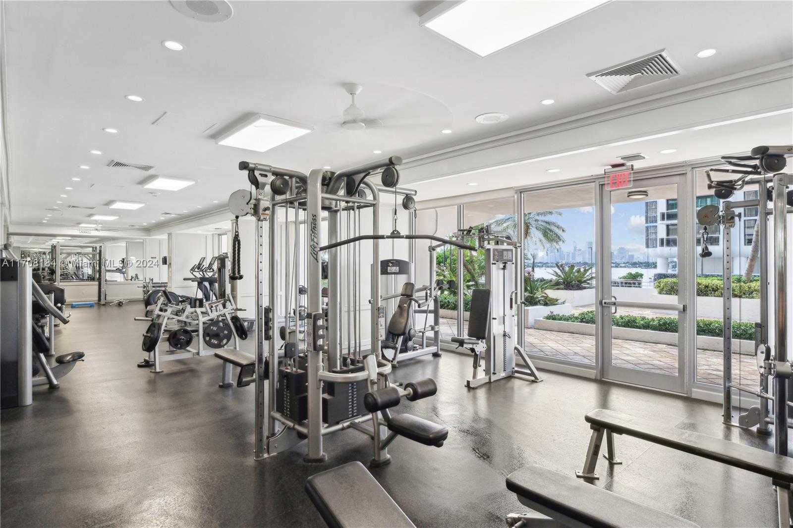 Small Image of 11 ISLAND AVE #1512, Miami Beach Number 28