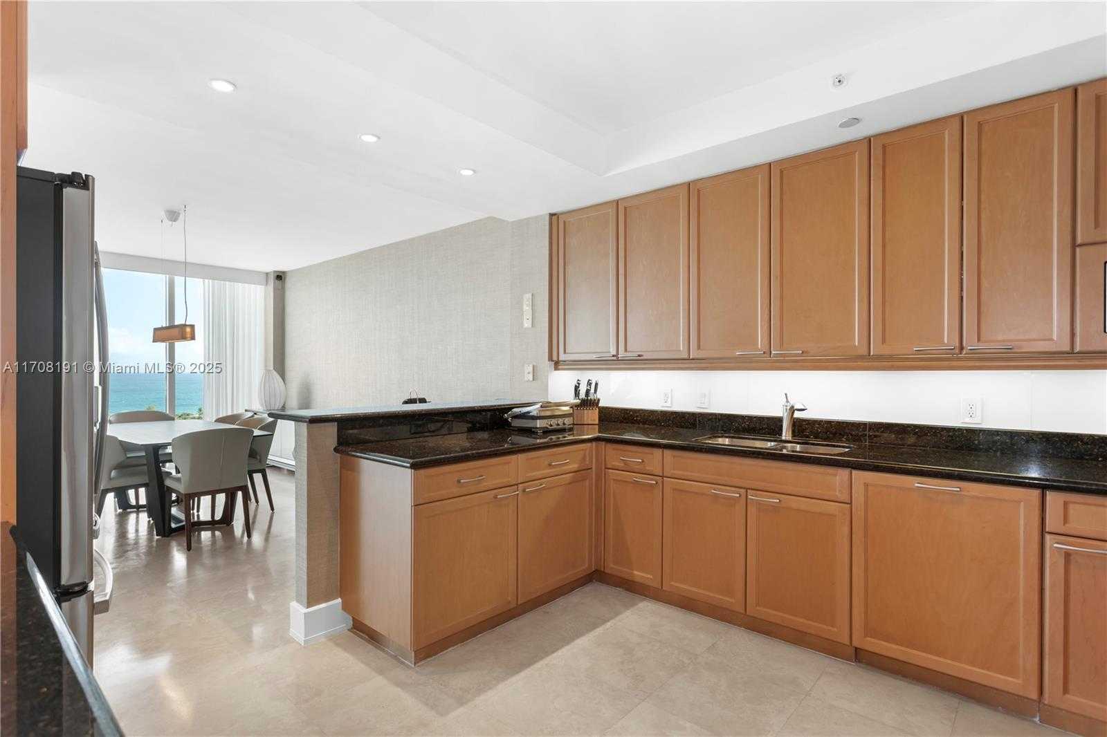 Small Image of 20201 EAST COUNTRY CLUB DR #1902, Aventura Number 19
