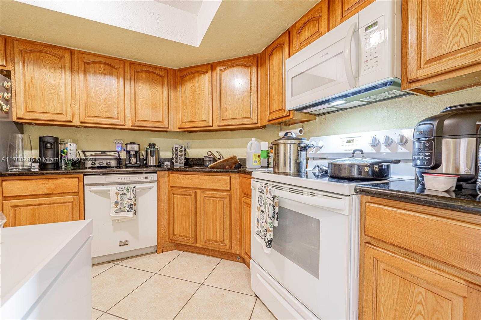 Small Image of 7410 SOUTH WEST 82ND ST #K406, Miami Number 34