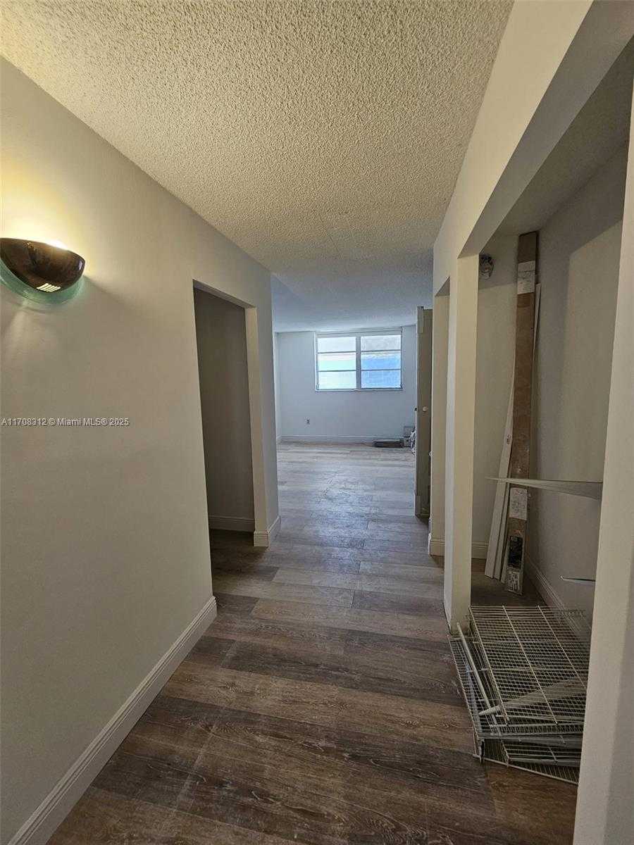 Small Image of 3600 NORTH EAST 170TH ST #402, North Miami Beach Number 10