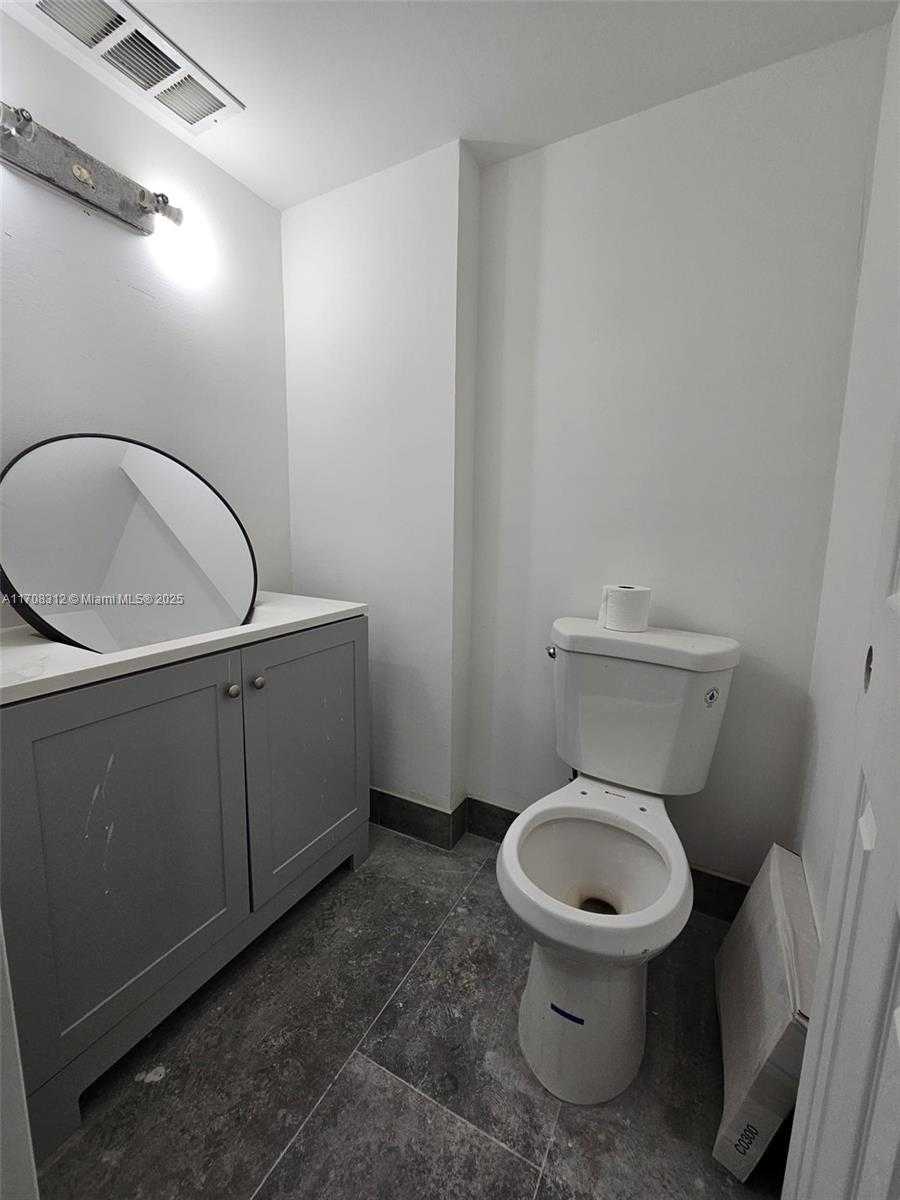 Small Image of 3600 NORTH EAST 170TH ST #402, North Miami Beach Number 13