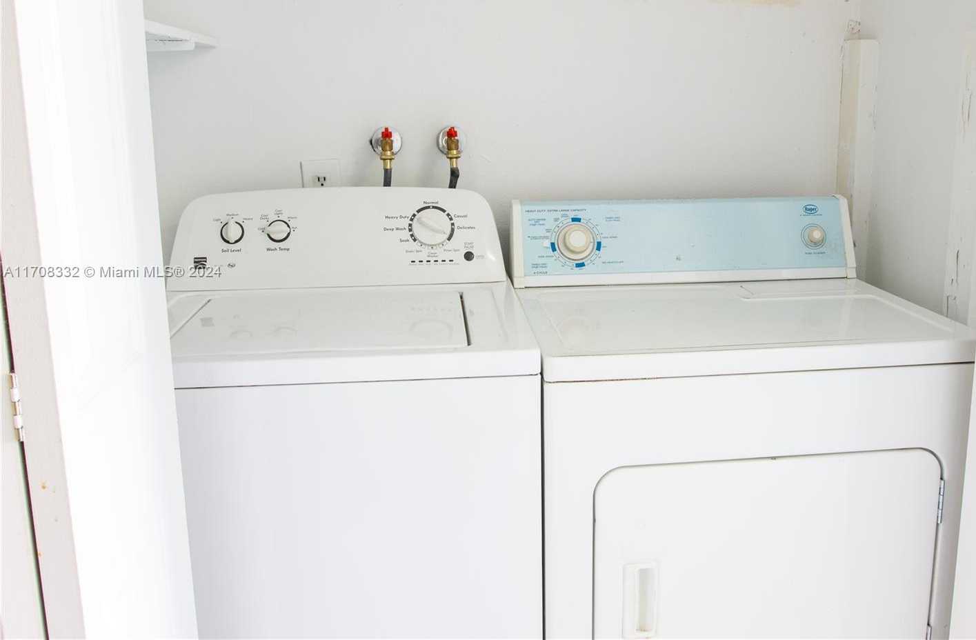 Small Image of 11564 NORTH WEST 1ST ST #11564, Plantation Number 8