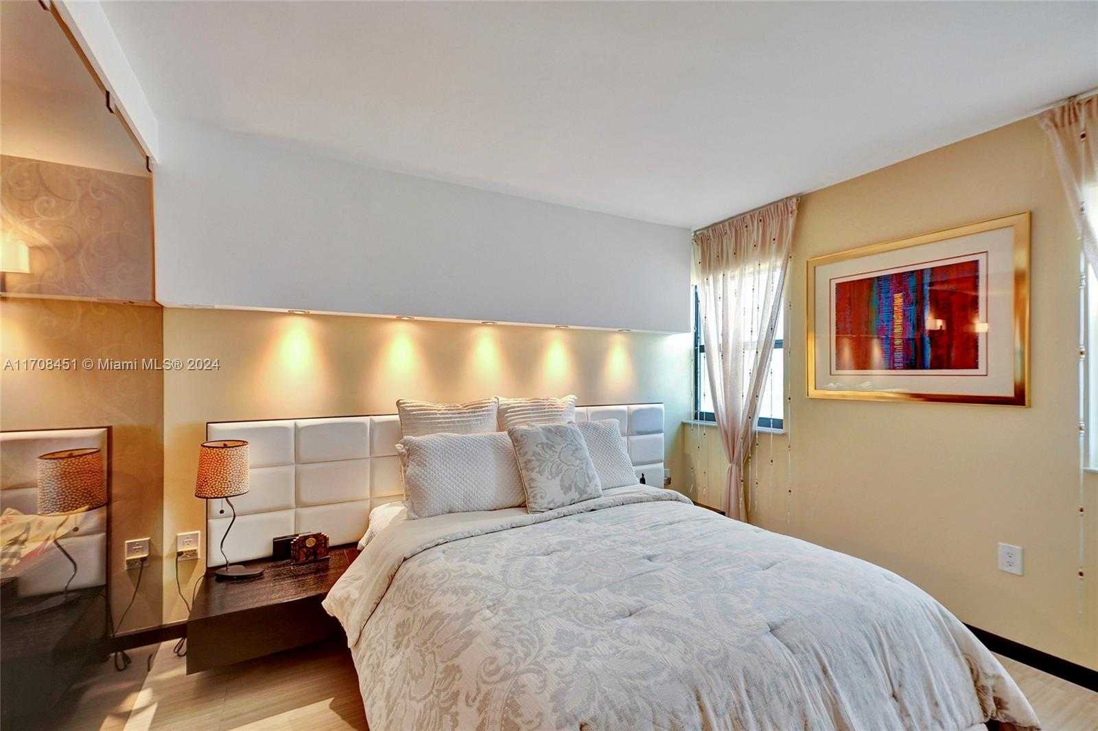 Small Image of 1201 SOUTH OCEAN DR #1806N, Hollywood Number 41