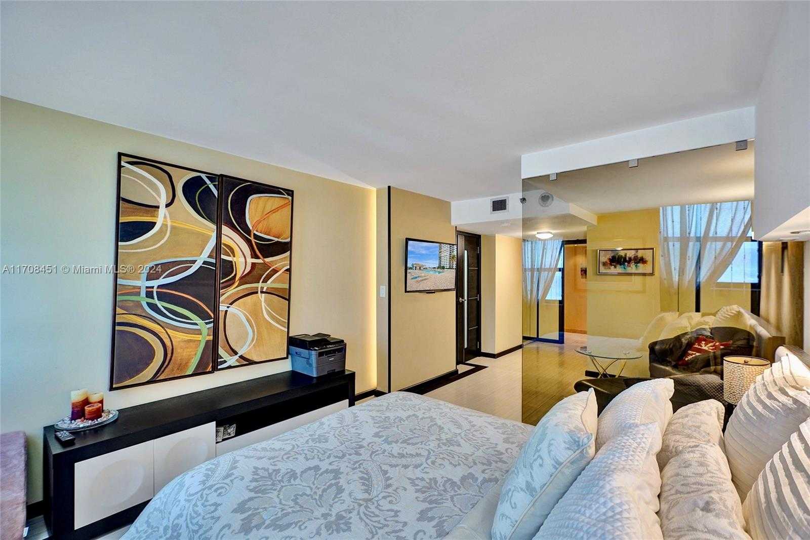 Small Image of 1201 SOUTH OCEAN DR #1806N, Hollywood Number 42