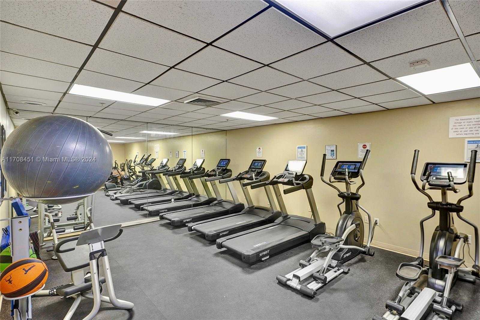 Small Image of 1201 SOUTH OCEAN DR #1806N, Hollywood Number 56