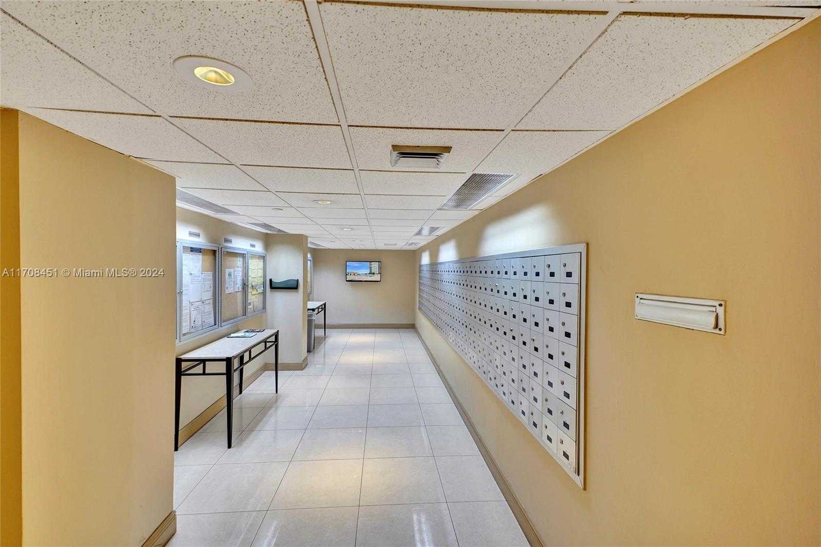 Small Image of 1201 SOUTH OCEAN DR #1806N, Hollywood Number 58