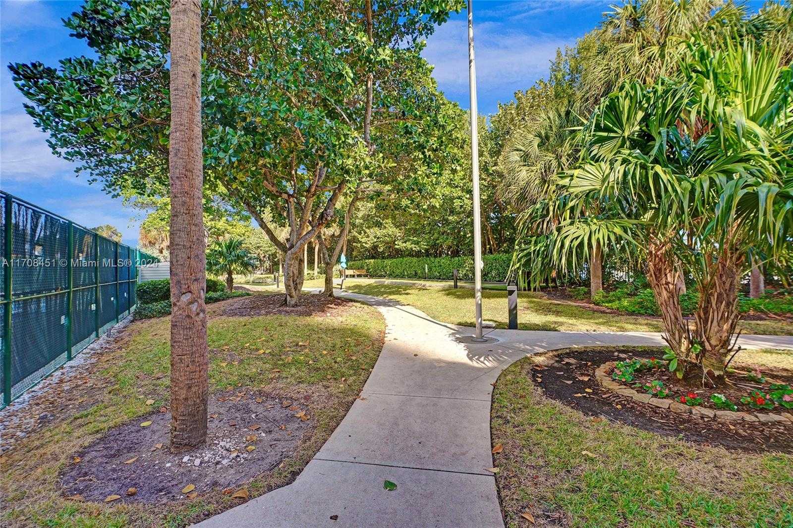 Small Image of 1201 SOUTH OCEAN DR #1806N, Hollywood Number 68