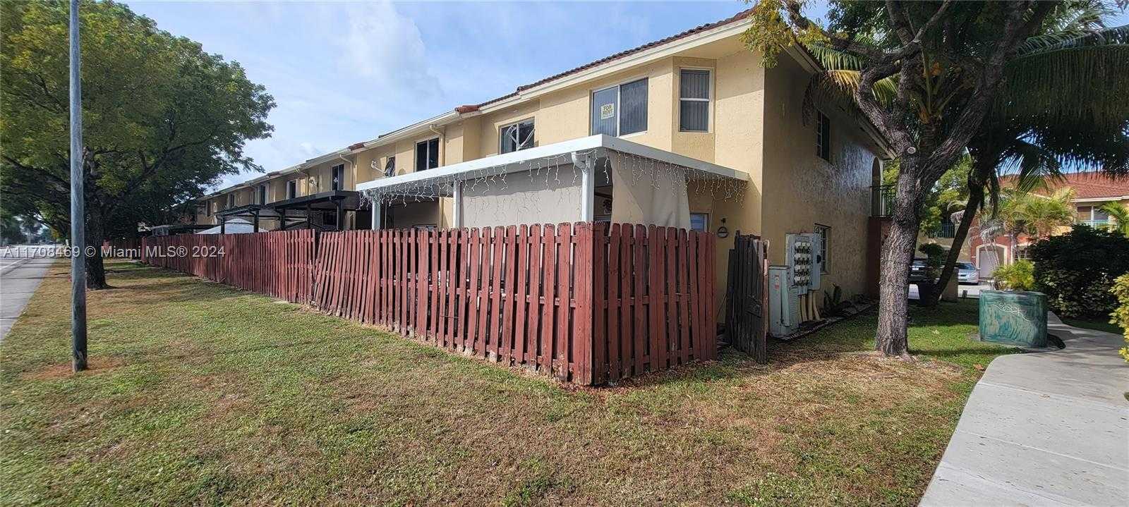 Small Image of 7205 NORTH WEST 173RD DR #601-6, Hialeah Number 18