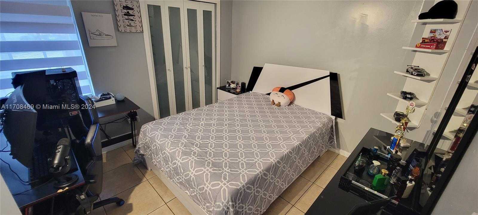Small Image of 7205 NORTH WEST 173RD DR #601-6, Hialeah Number 8