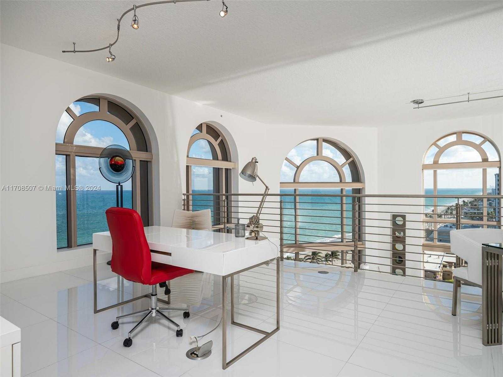 Small Image of 3501 NORTH OCEAN DR #PH4, Hollywood Number 23