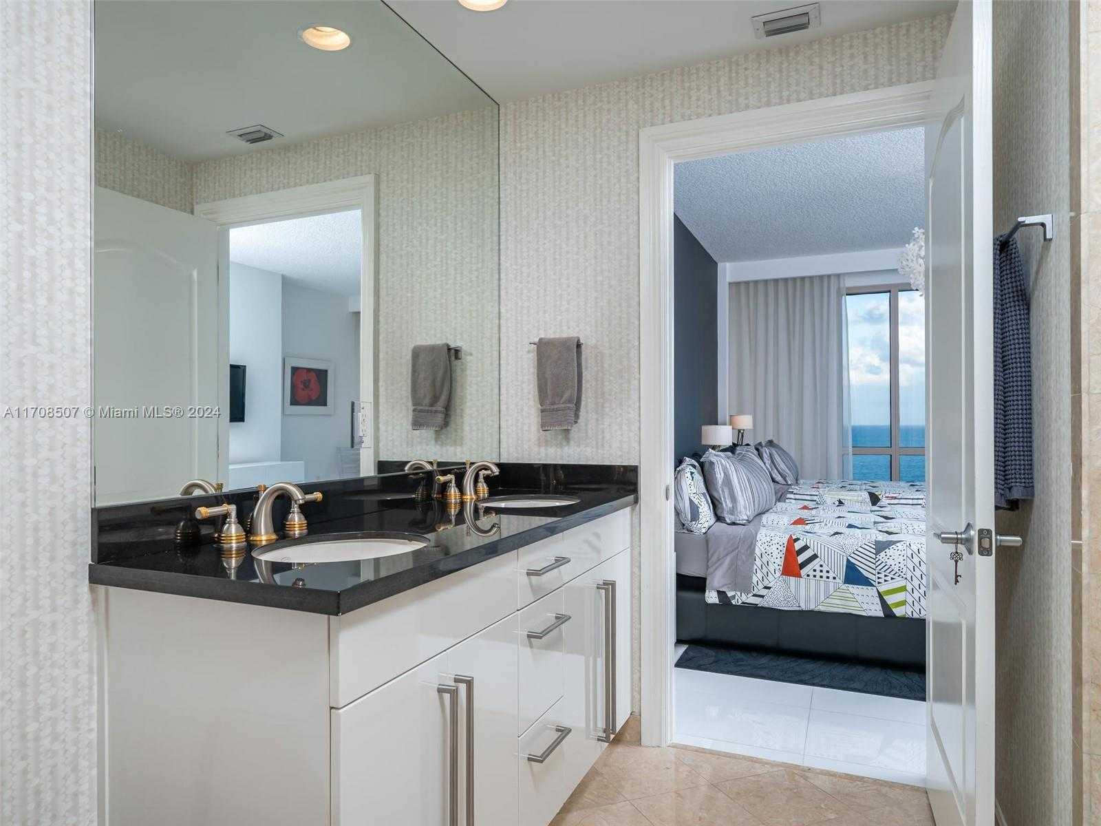 Small Image of 3501 NORTH OCEAN DR #PH4, Hollywood Number 30