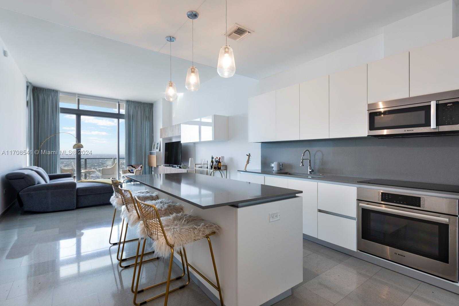 Small Image of 88 SOUTH WEST 7TH ST #4106, Miami Number 3
