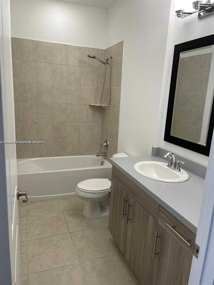 Small Image of 20962 NORTH WEST 1ST DR #20962, Pembroke Pines Number 9