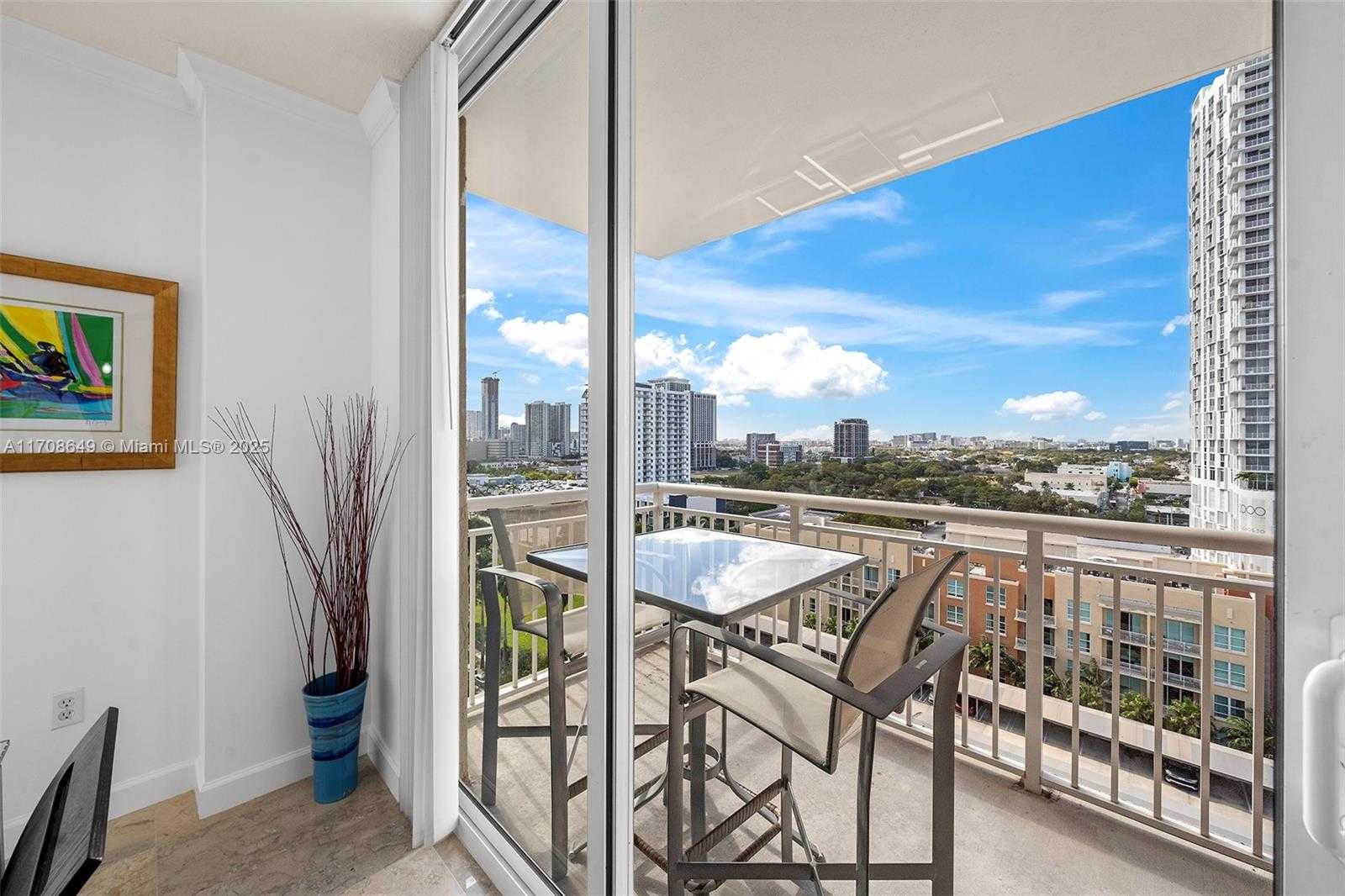 Small Image of 2000 NORTH BAYSHORE DR #1502, Miami Number 12