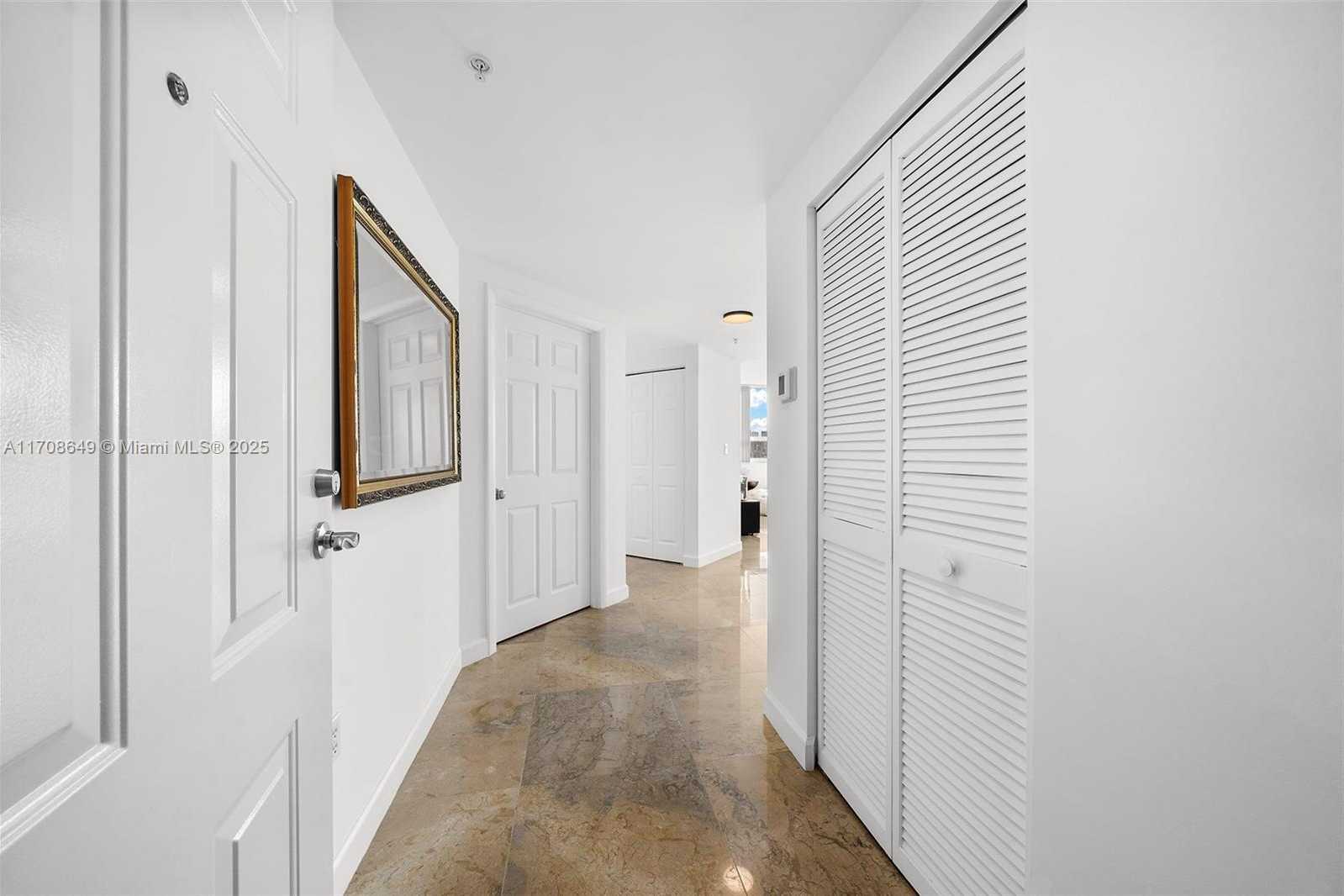 Small Image of 2000 NORTH BAYSHORE DR #1502, Miami Number 26