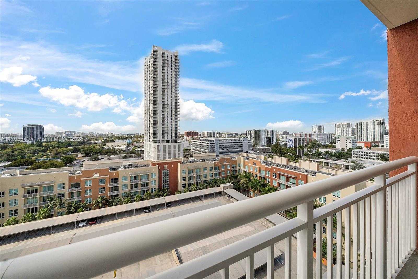 Small Image of 2000 NORTH BAYSHORE DR #1502, Miami Number 28