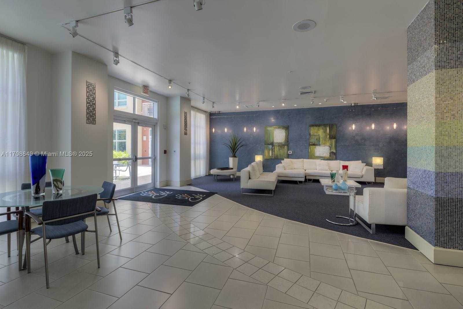 Small Image of 2000 NORTH BAYSHORE DR #1502, Miami Number 35