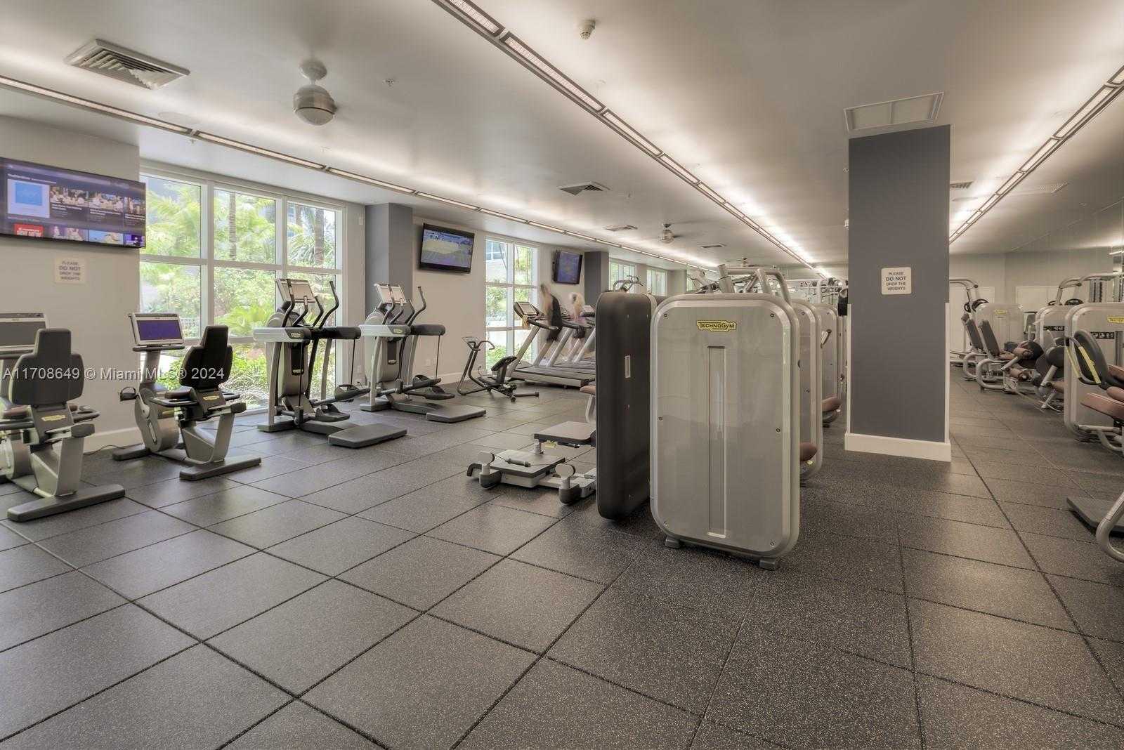 Small Image of 2000 NORTH BAYSHORE DR #1502, Miami Number 42