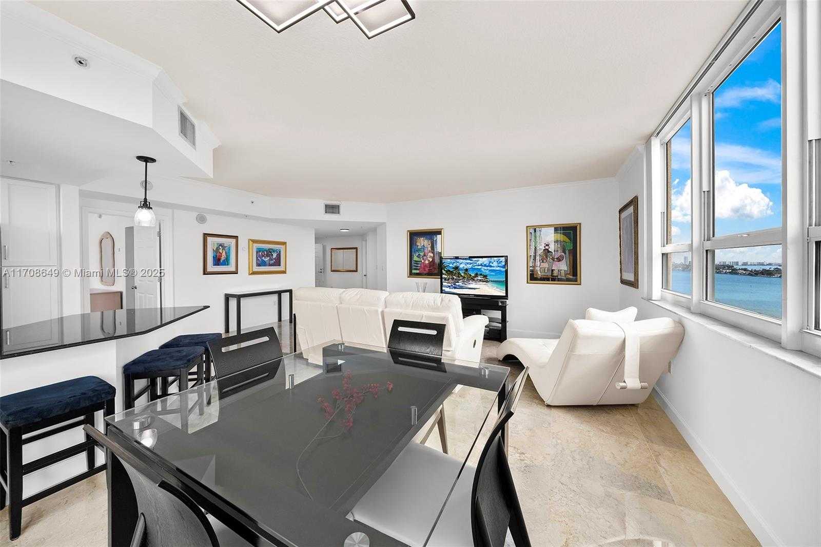 Small Image of 2000 NORTH BAYSHORE DR #1502, Miami Number 9