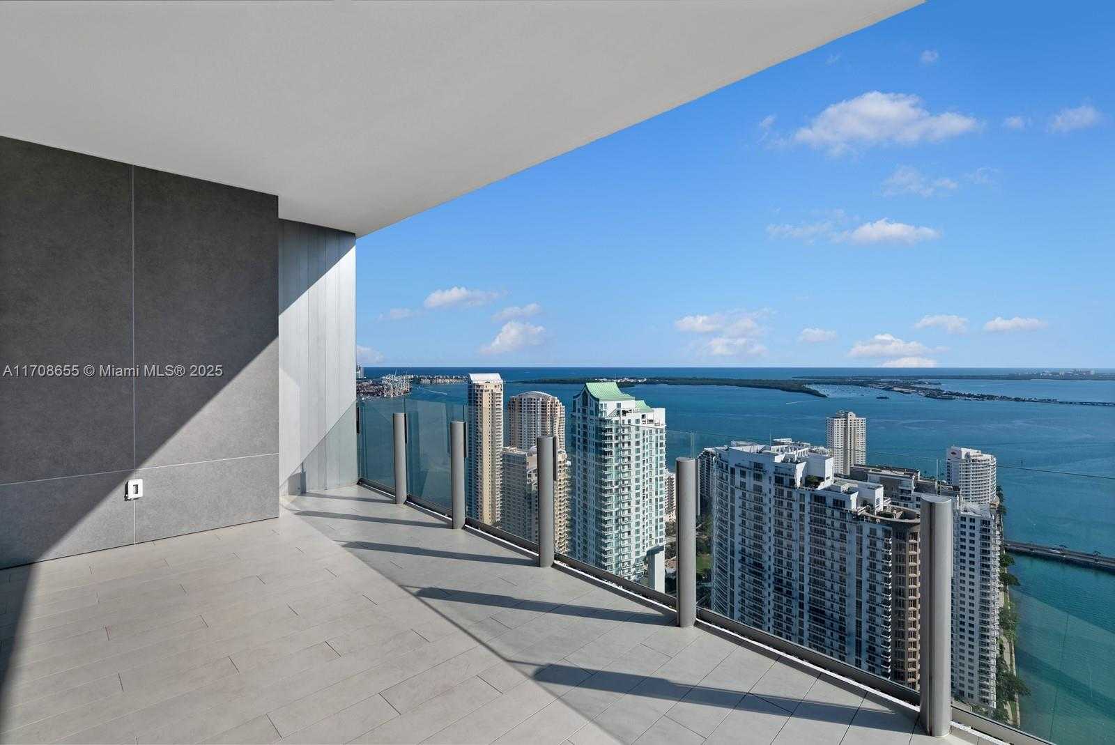 Small Image of 300 BISCAYNE BLVD WAY #4703, Miami Number 14