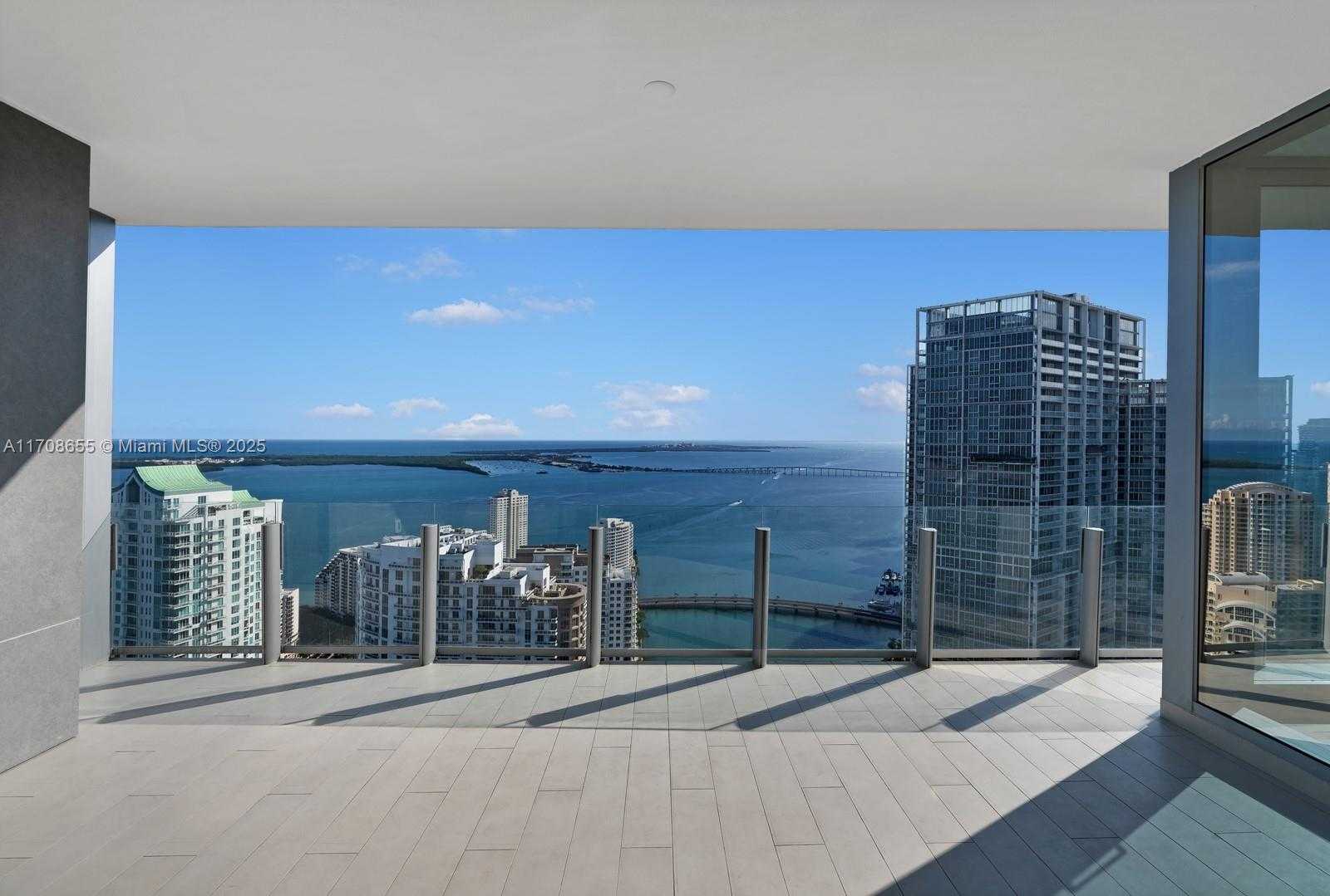 Small Image of 300 BISCAYNE BLVD WAY #4703, Miami Number 15