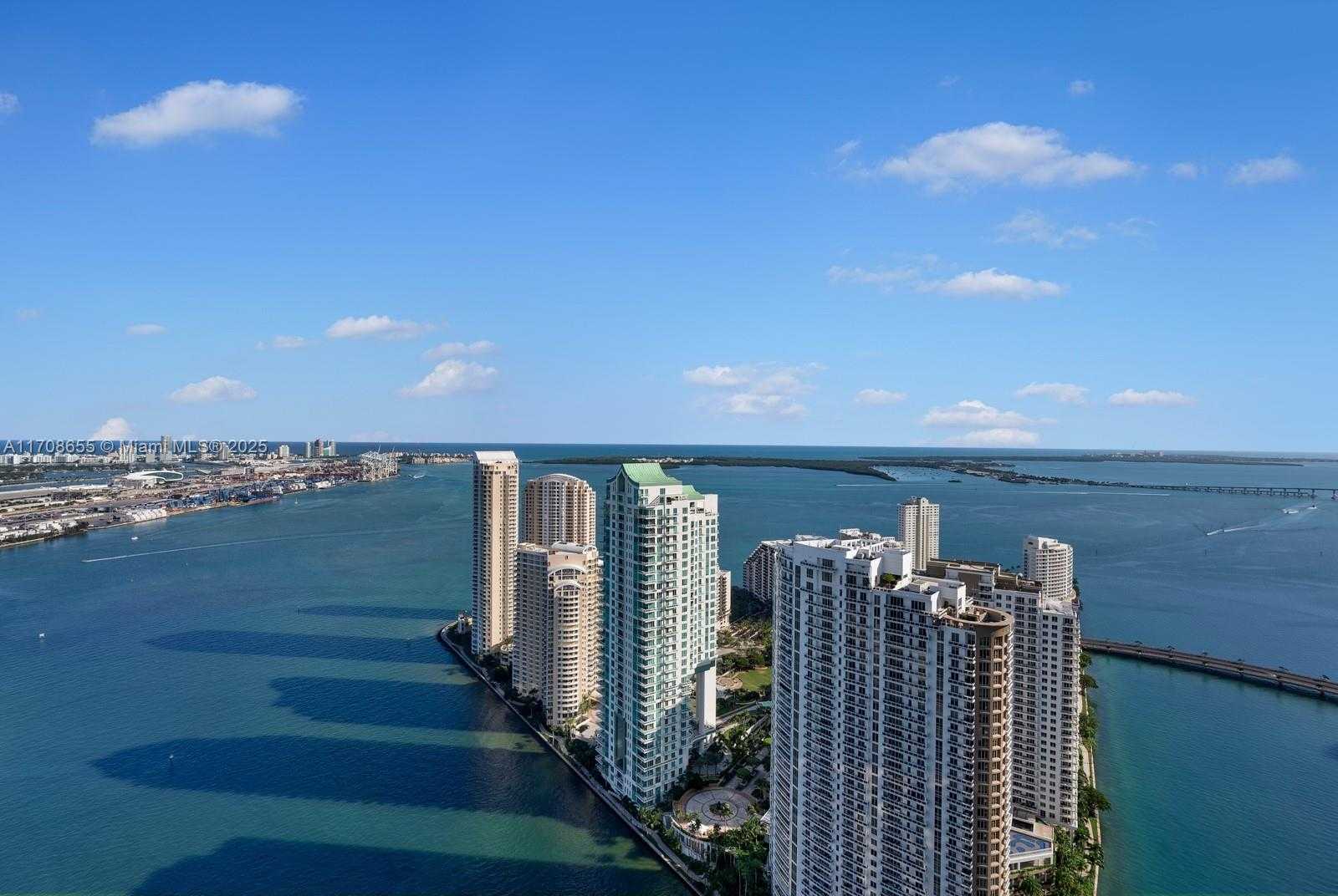 Small Image of 300 BISCAYNE BLVD WAY #4703, Miami Number 17
