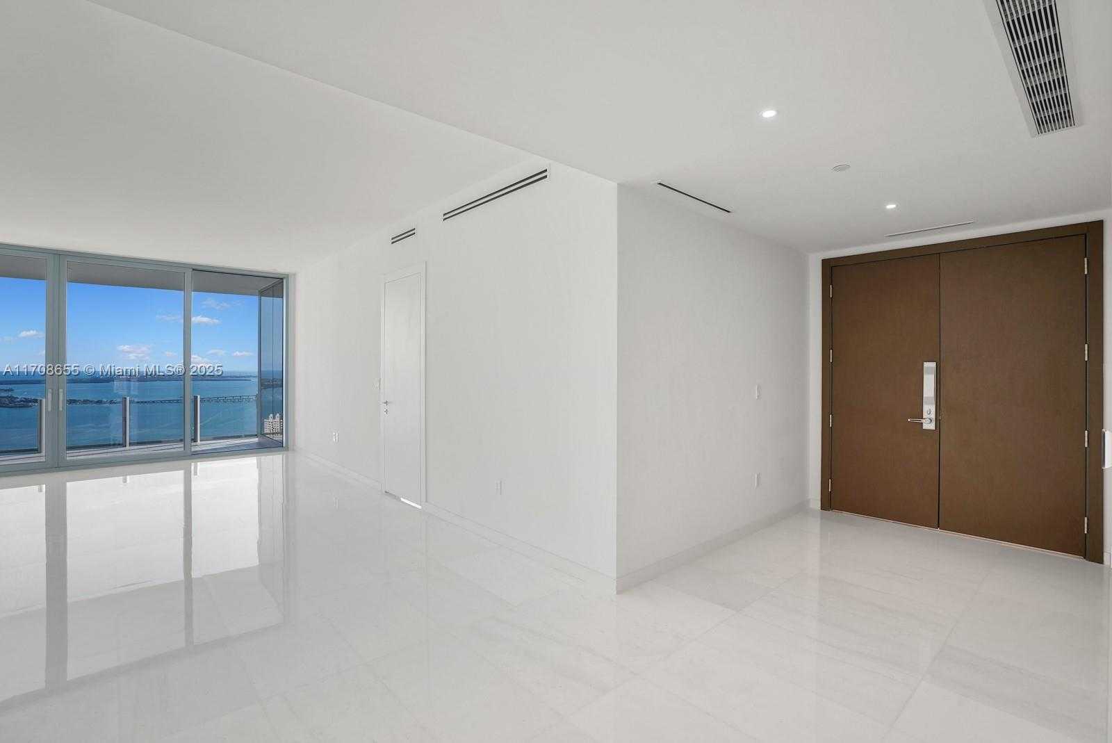 Small Image of 300 BISCAYNE BLVD WAY #4703, Miami Number 29