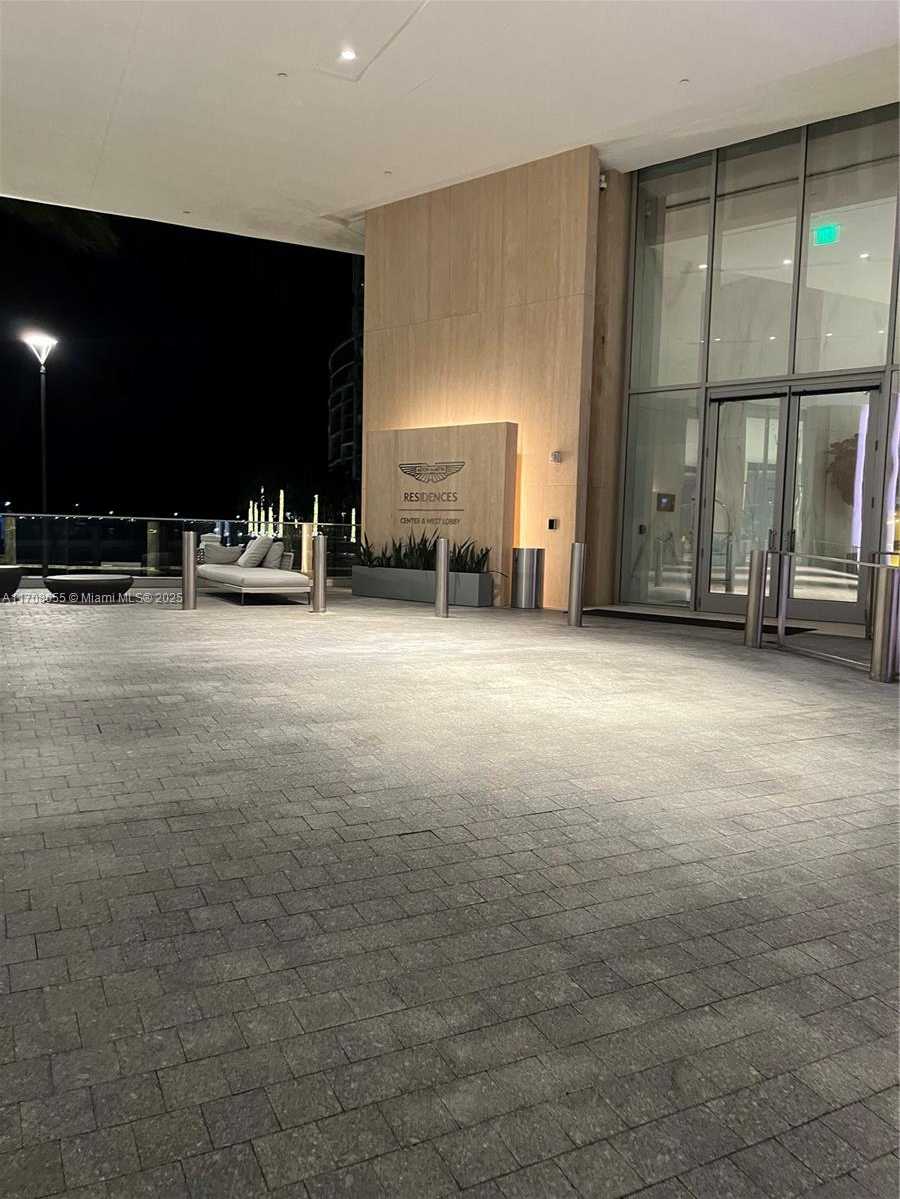 Small Image of 300 BISCAYNE BLVD WAY #4703, Miami Number 60