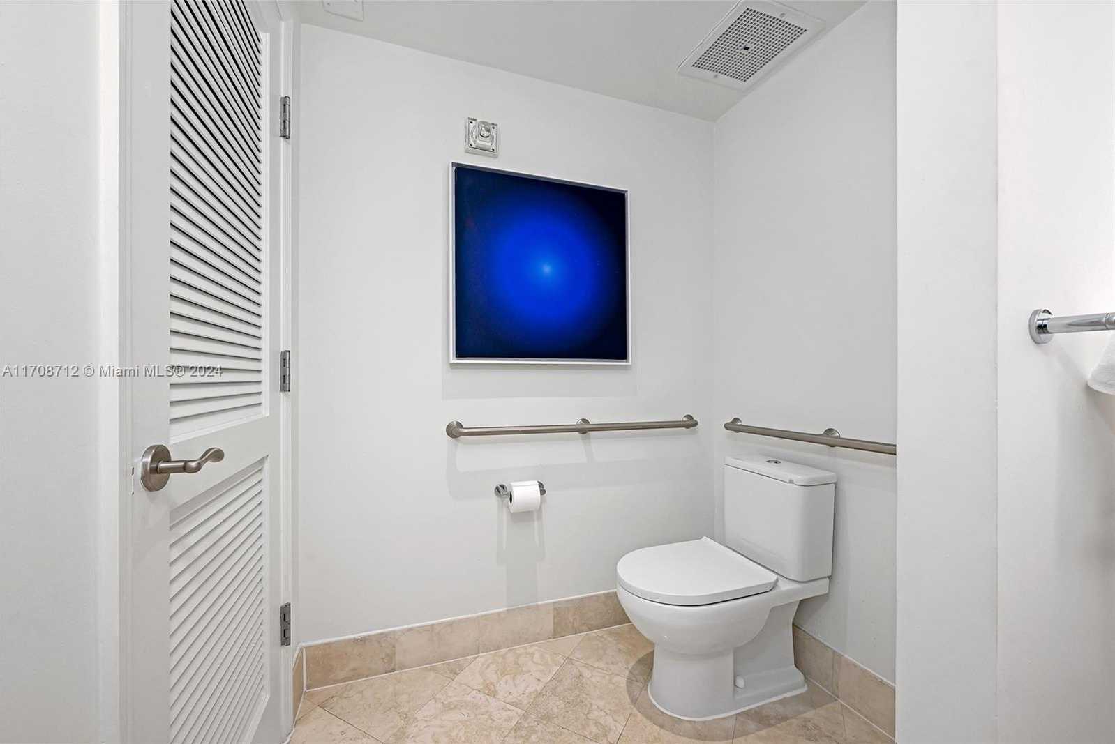 Small Image of 4401 Collins Ave, Miami Beach, FL 33140, USA Number 16