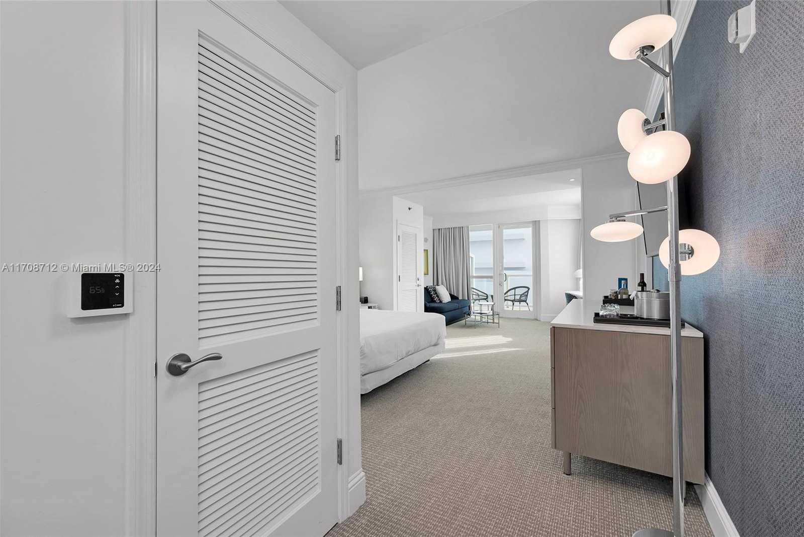 Small Image of 4401 Collins Ave, Miami Beach, FL 33140, USA Number 4
