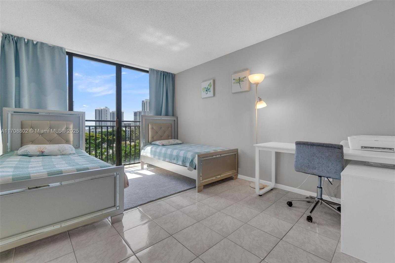 Small Image of 17720 NORTH BAY ROAD #802, Sunny Isles Beach Number 14
