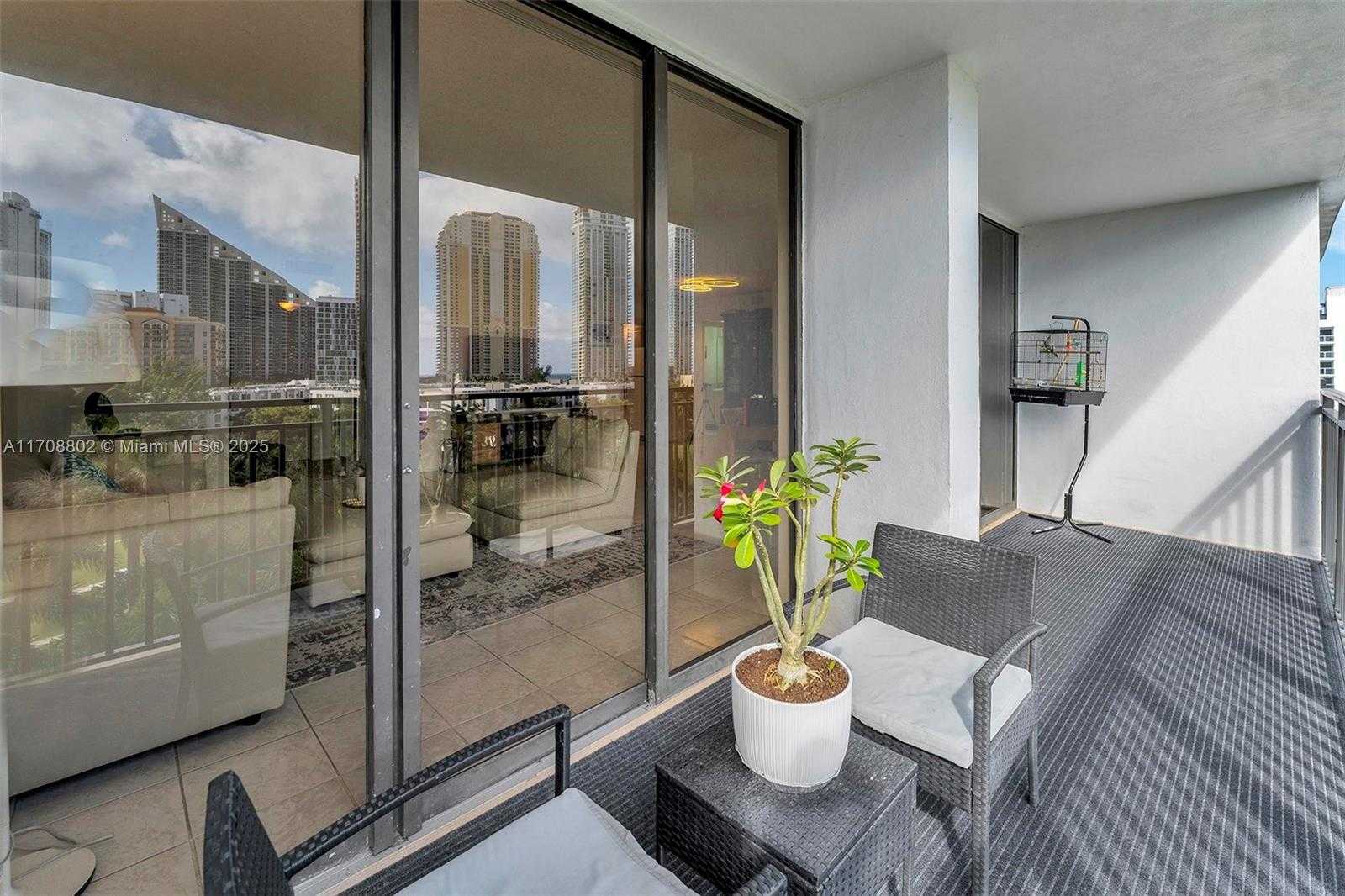 Small Image of 17720 NORTH BAY ROAD #802, Sunny Isles Beach Number 31