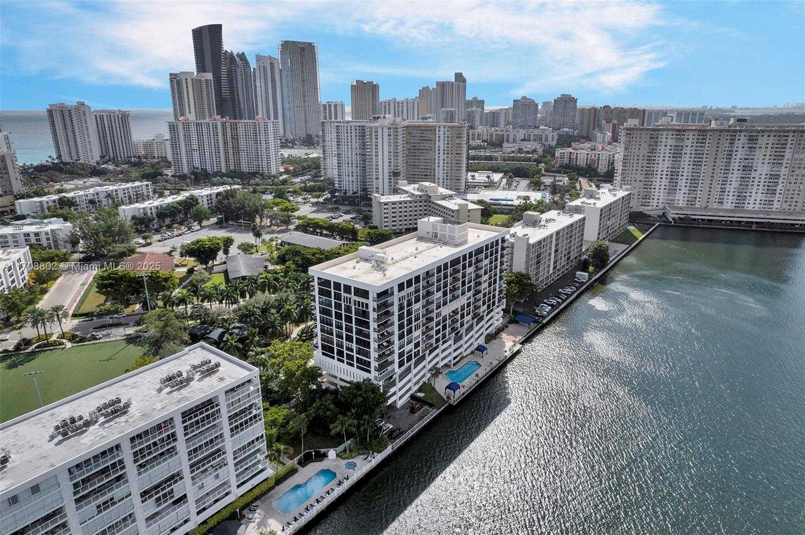 Small Image of 17720 NORTH BAY ROAD #802, Sunny Isles Beach Number 46